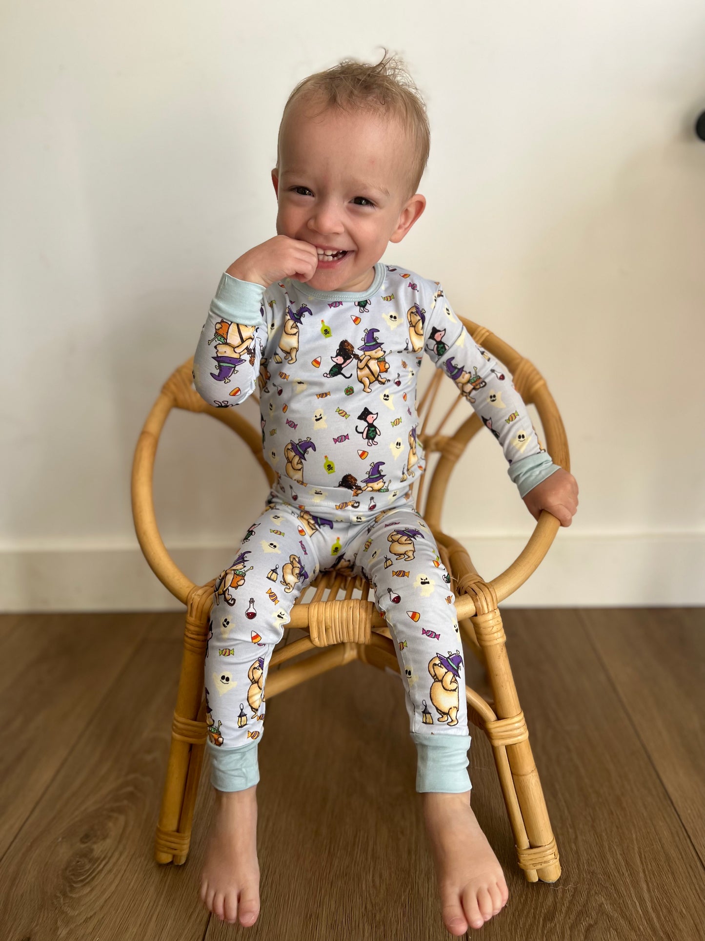 Vintage Pooh Halloween - Two Piece